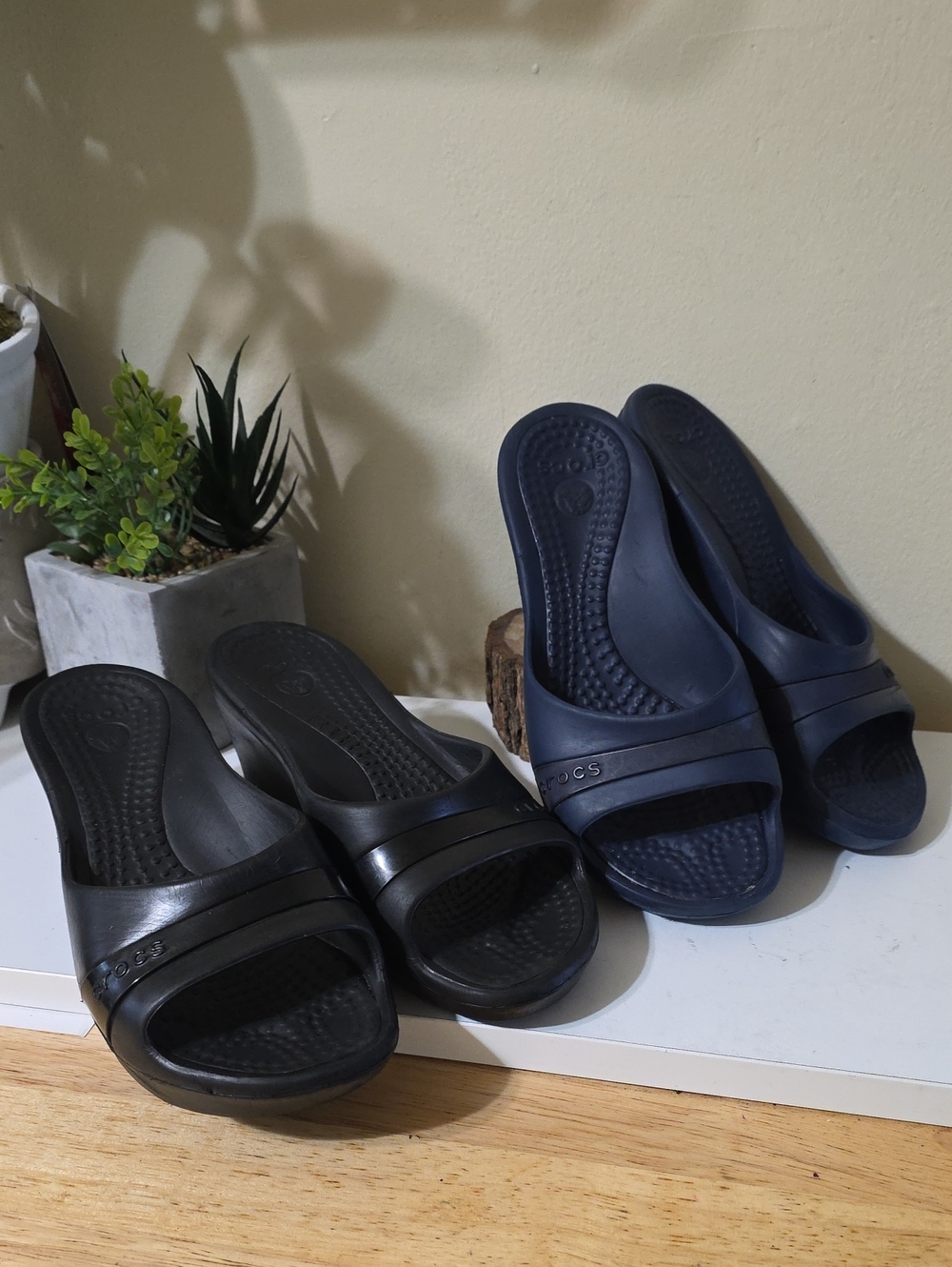 CROCS  Sassari Wedge Sandals - Sz 5 BUNDLE ( BLACK & NAVY)